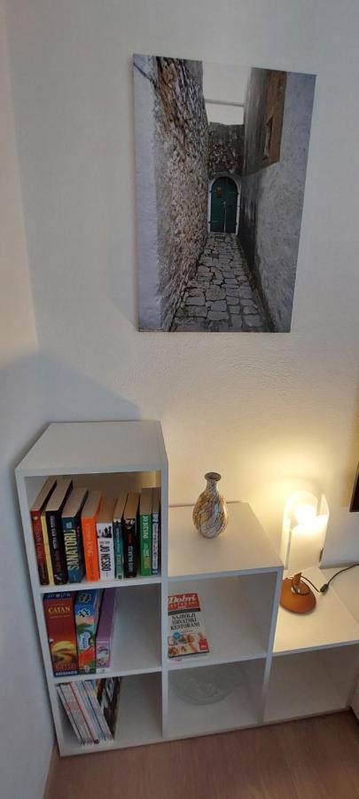 Apartman Perunika Selce Exterior foto